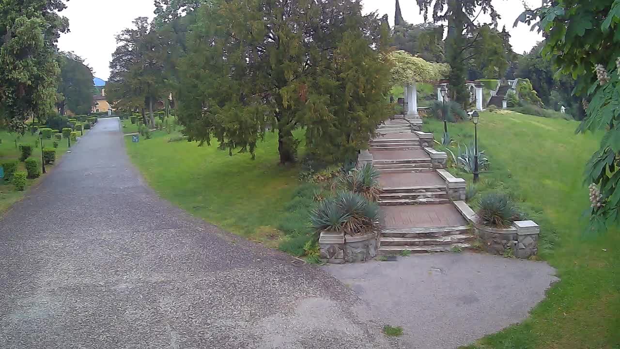Spletna kamera park Coronini Kronberg – Gorica