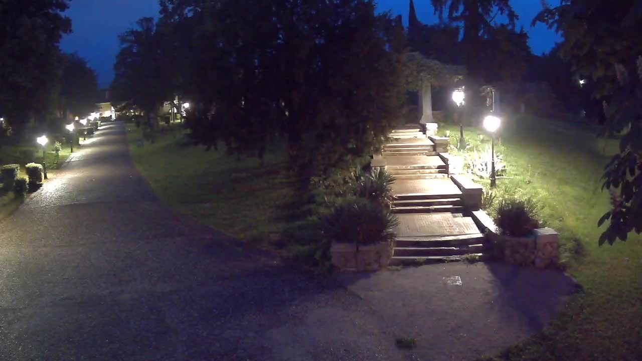 Spletna kamera park Coronini Kronberg – Gorica
