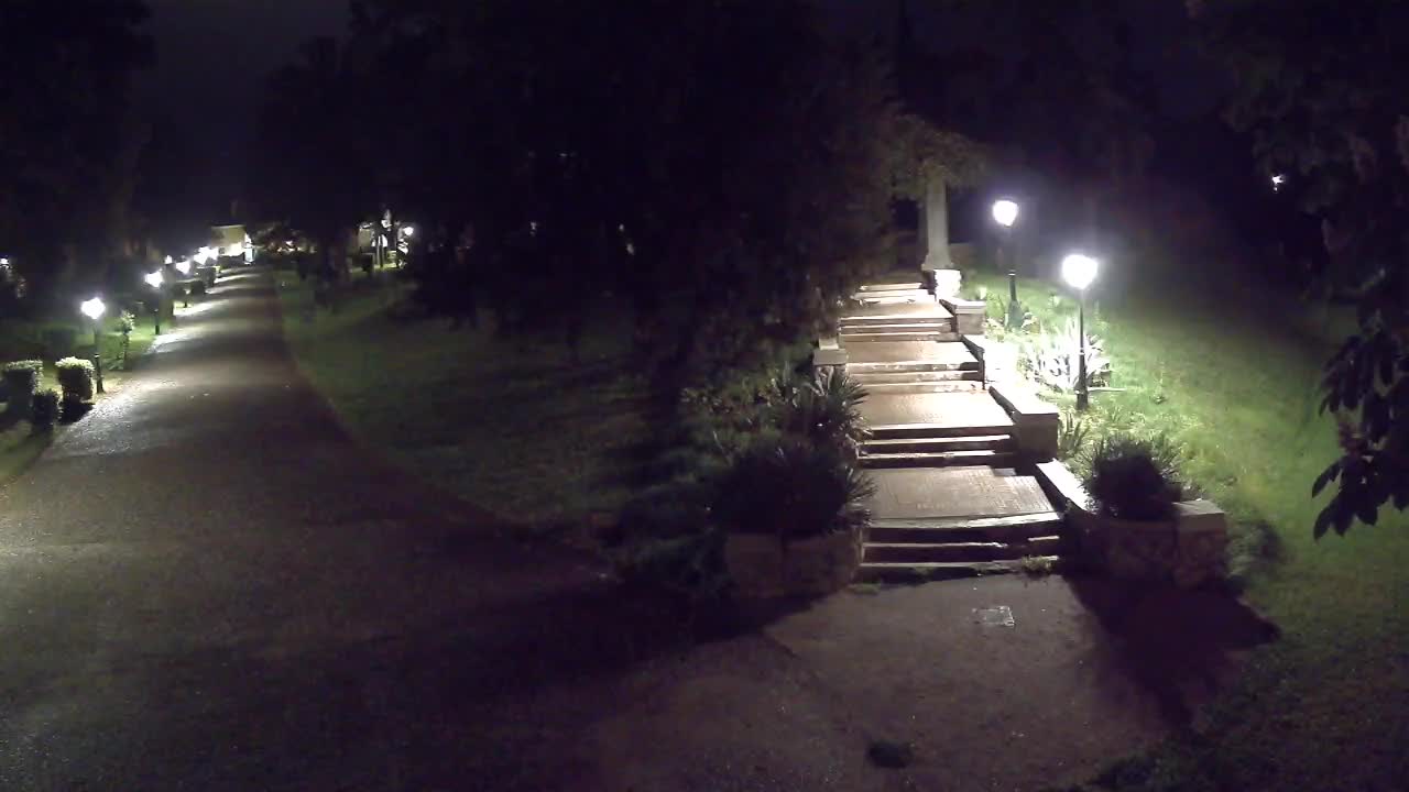 Spletna kamera park Coronini Kronberg – Gorica