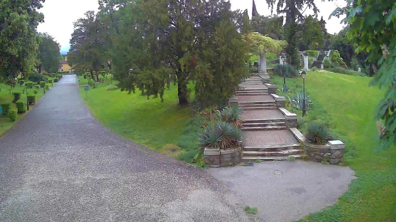 Parco Coronini-Cronberg Live Webcam – Green Oasis
