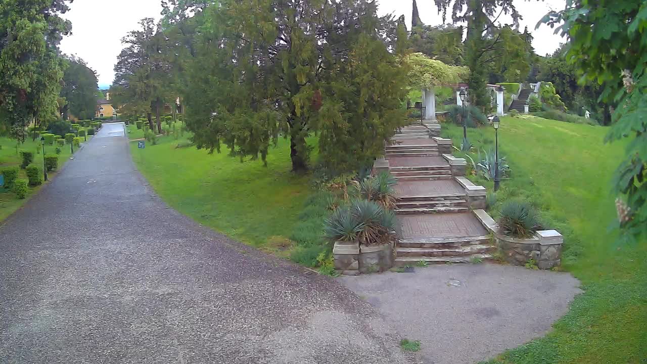 Spletna kamera park Coronini Kronberg – Gorica