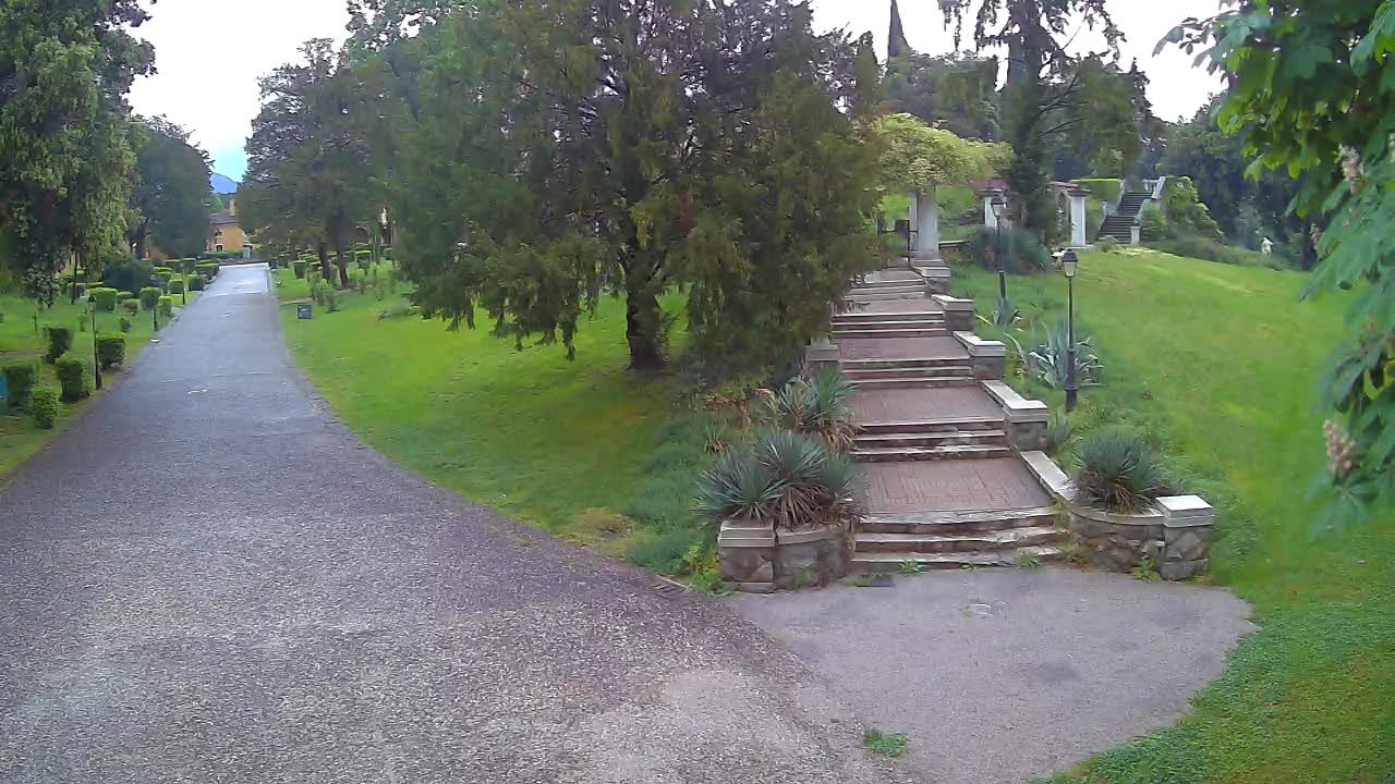 Parco Coronini-Cronberg Live Webcam – Green Oasis