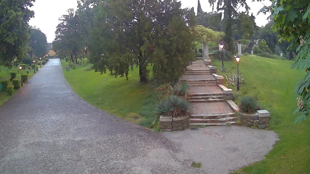 Spletna kamera park Coronini Kronberg – Gorica
