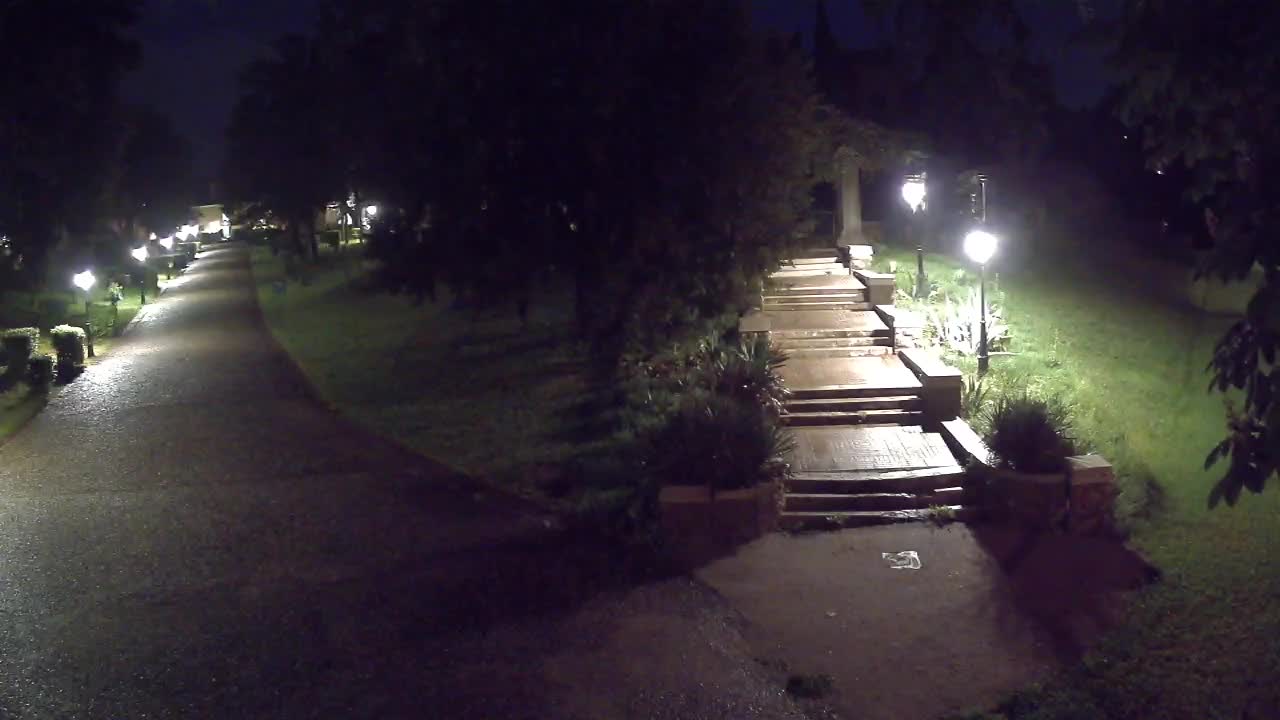 Spletna kamera park Coronini Kronberg – Gorica