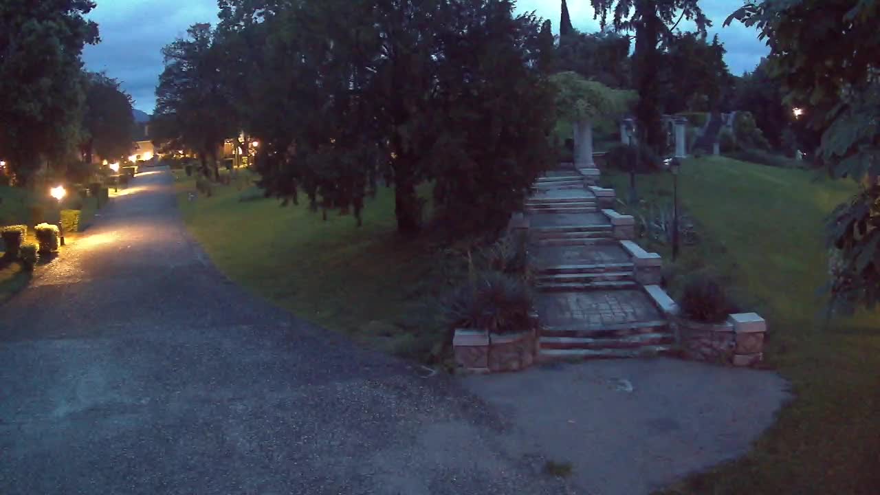 Spletna kamera park Coronini Kronberg – Gorica