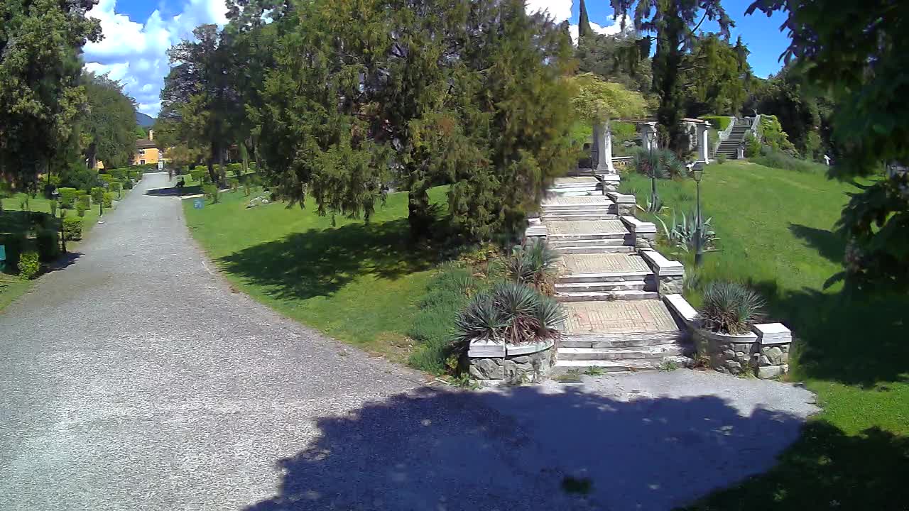 Parco Coronini-Cronberg Live Webcam – Green Oasis