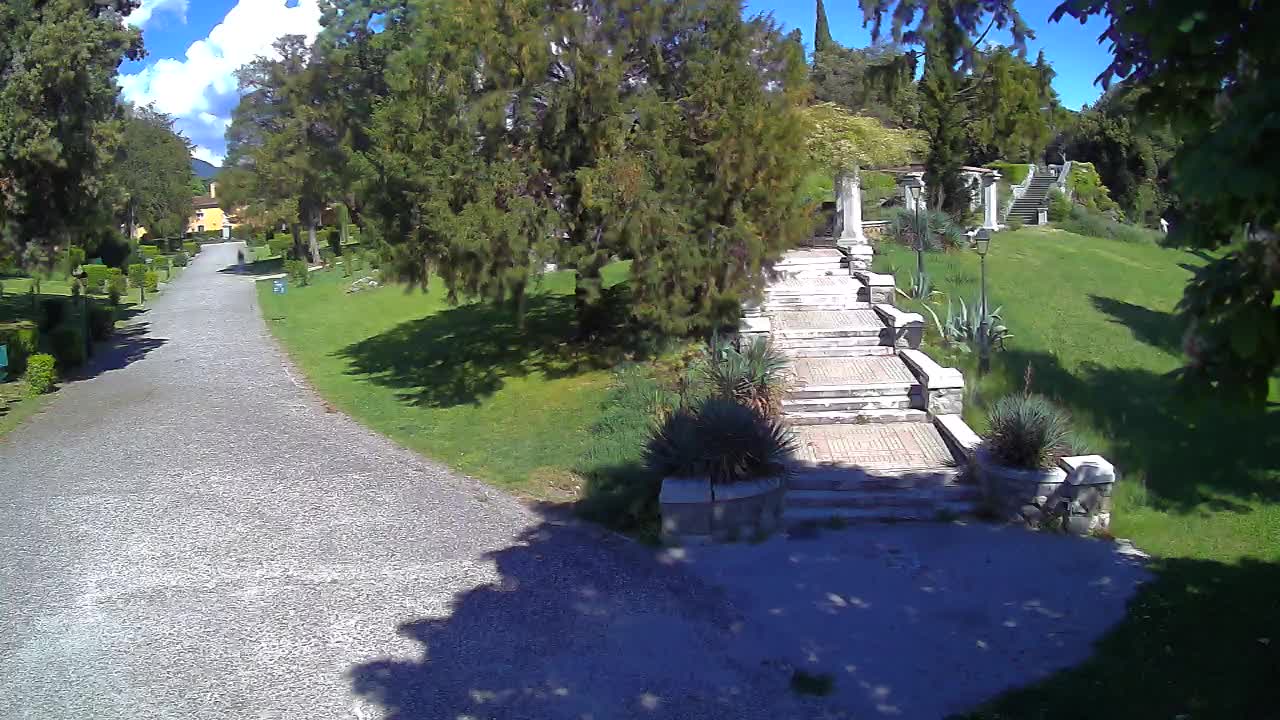 Spletna kamera park Coronini Kronberg – Gorica