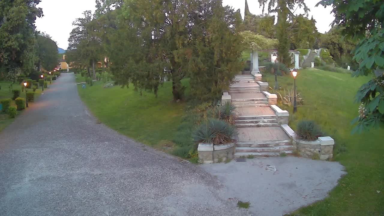 Spletna kamera park Coronini Kronberg – Gorica