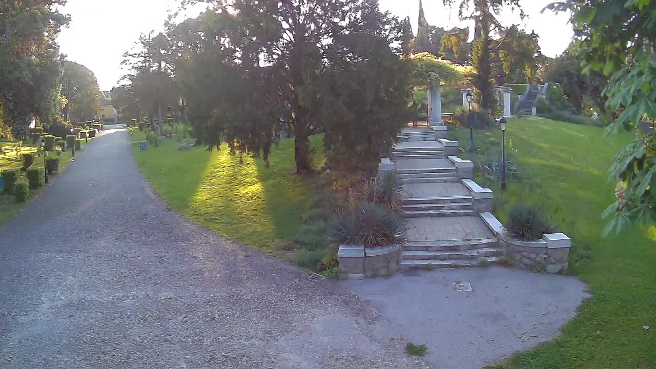 Spletna kamera park Coronini Kronberg – Gorica