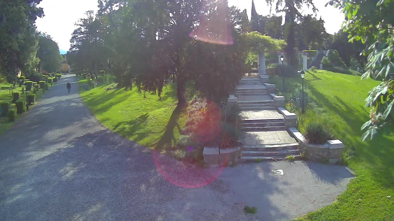 Spletna kamera park Coronini Kronberg – Gorica