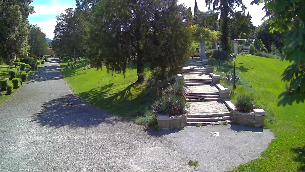 Spletna kamera park Coronini Kronberg – Gorica
