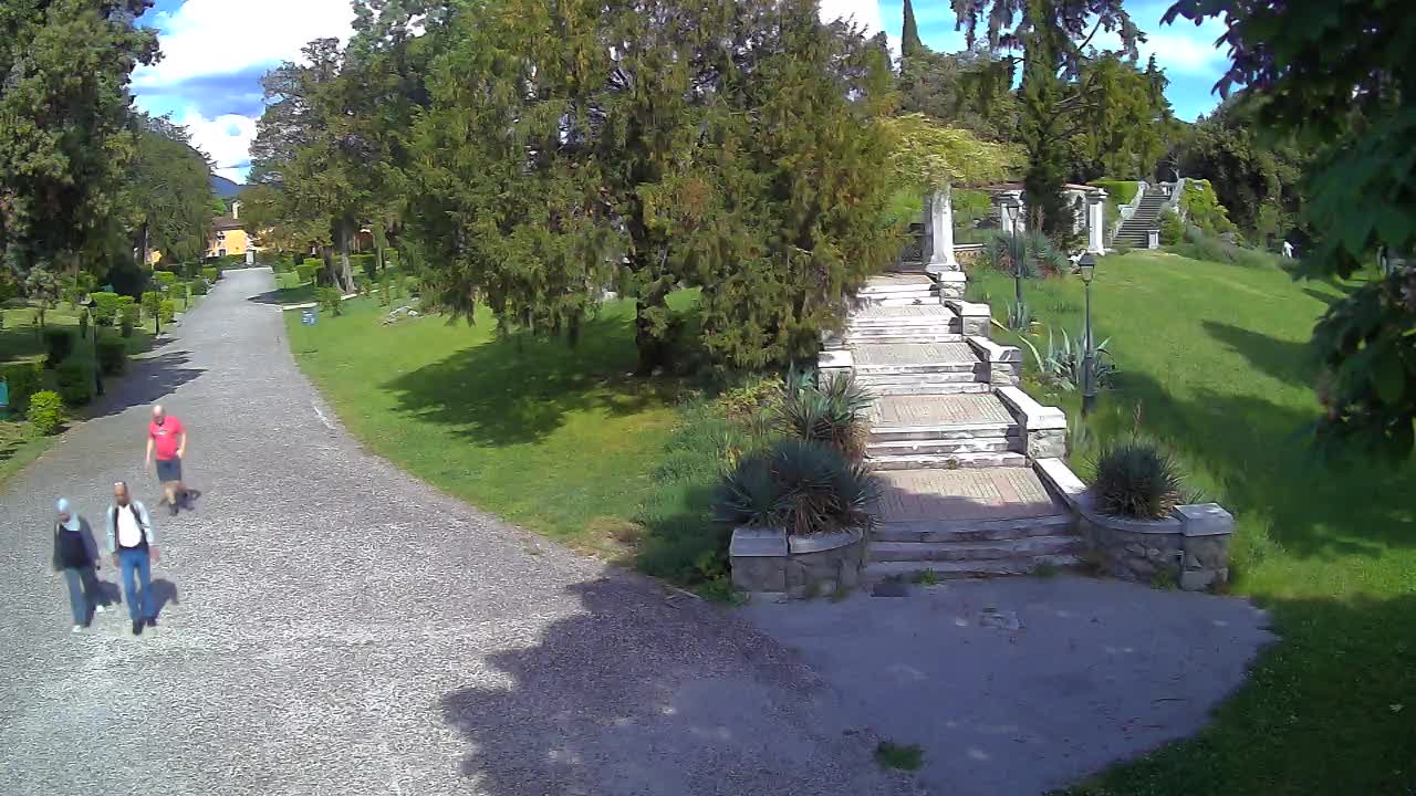 Spletna kamera park Coronini Kronberg – Gorica