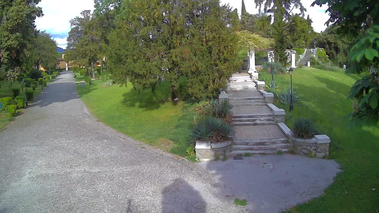 Parco Coronini-Cronberg Live Webcam – Green Oasis