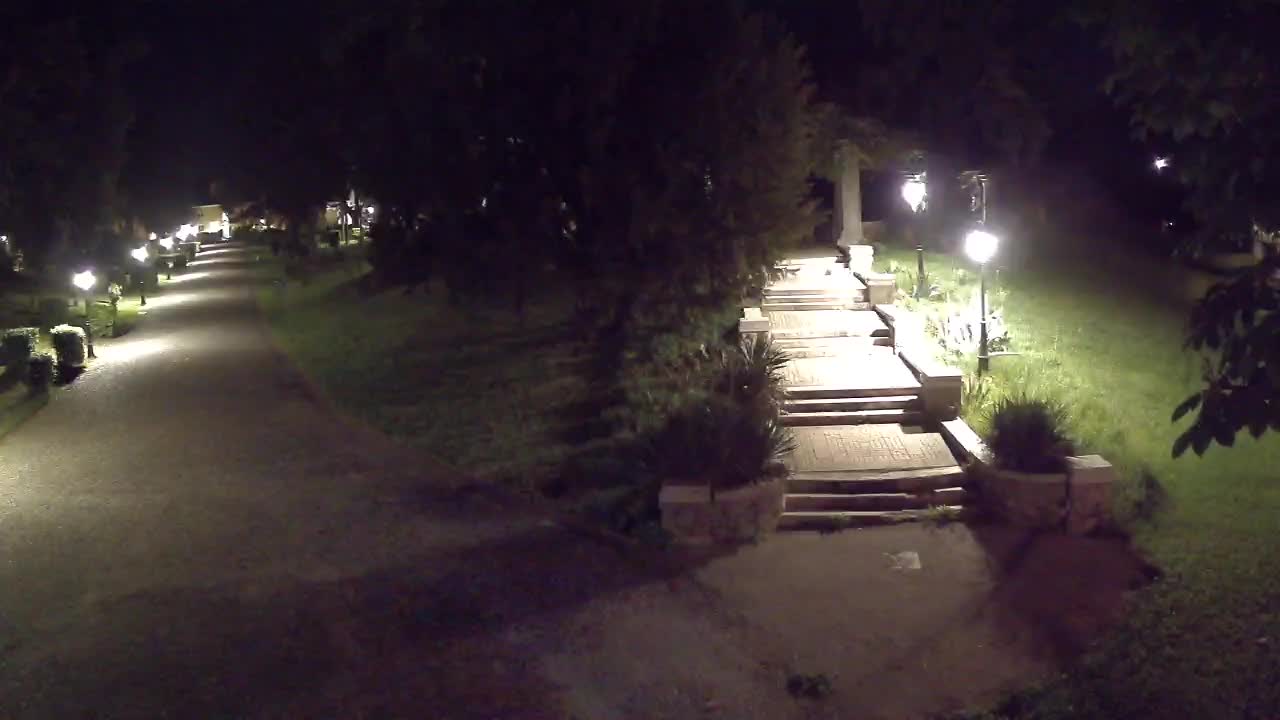 Parco Coronini-Cronberg Live Webcam – Green Oasis