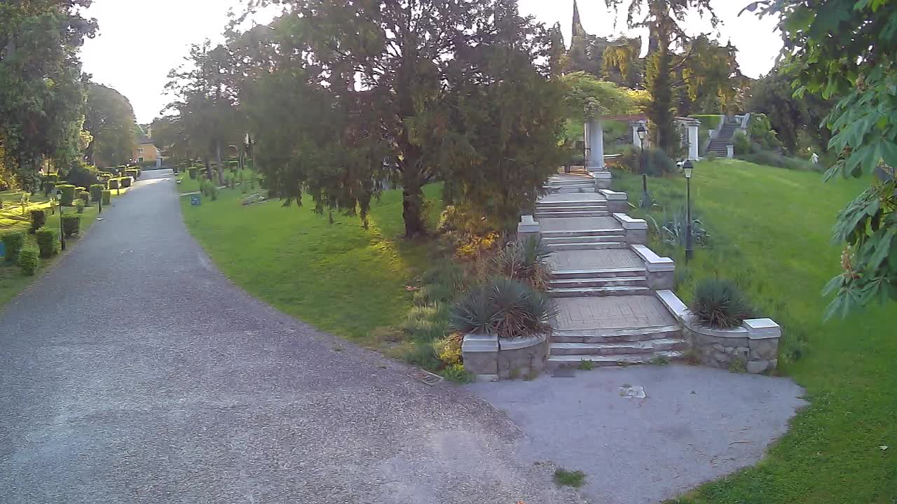 Spletna kamera park Coronini Kronberg – Gorica