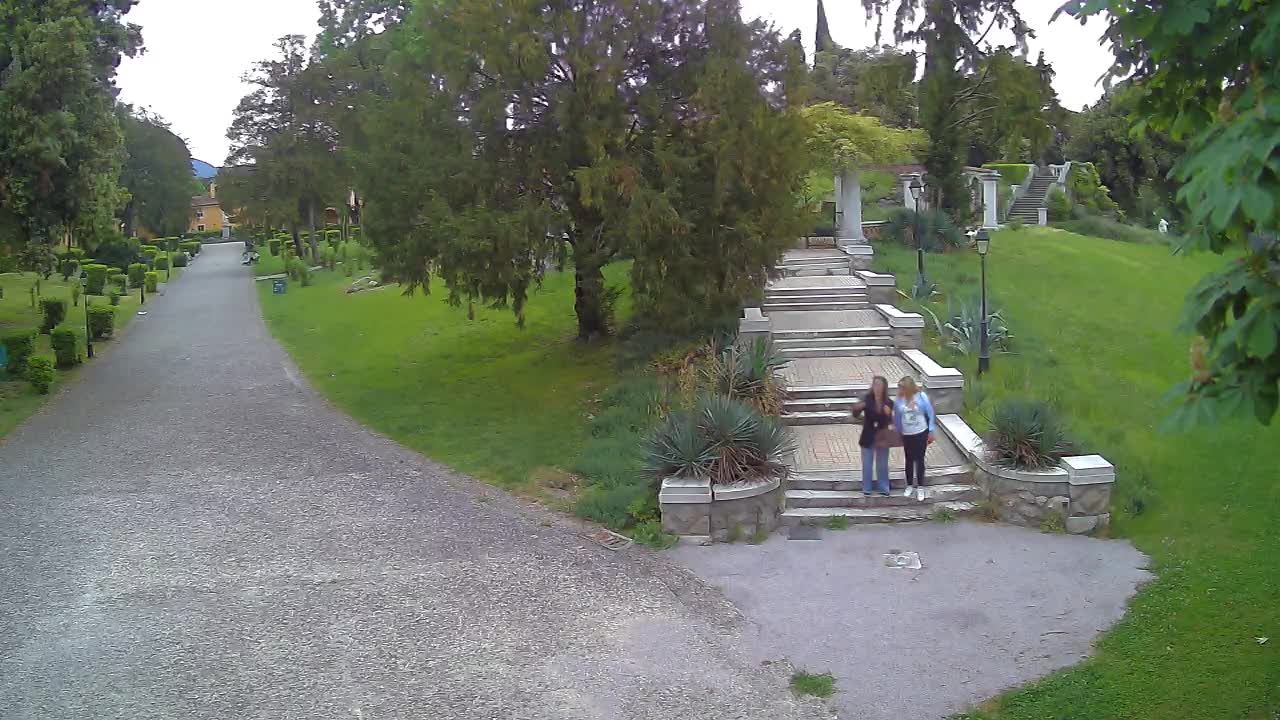 Spletna kamera park Coronini Kronberg – Gorica