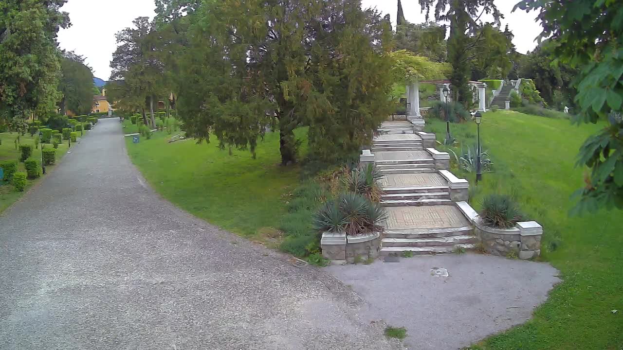 Parco Coronini-Cronberg Live Webcam – Green Oasis
