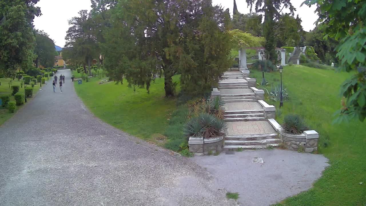 Spletna kamera park Coronini Kronberg – Gorica