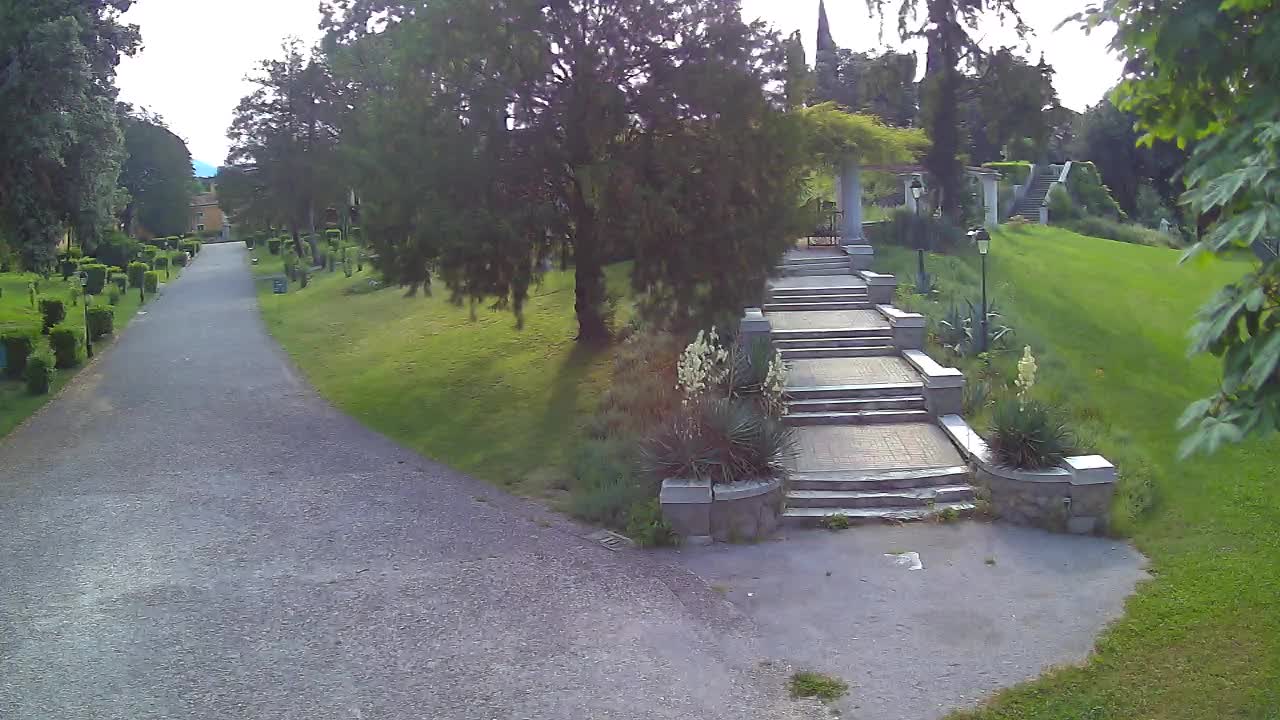 Spletna kamera park Coronini Kronberg – Gorica