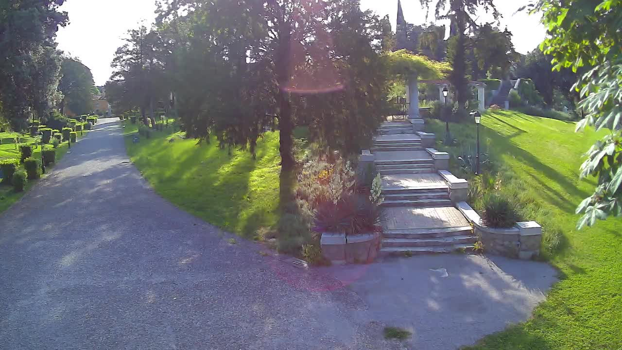 Spletna kamera park Coronini Kronberg – Gorica