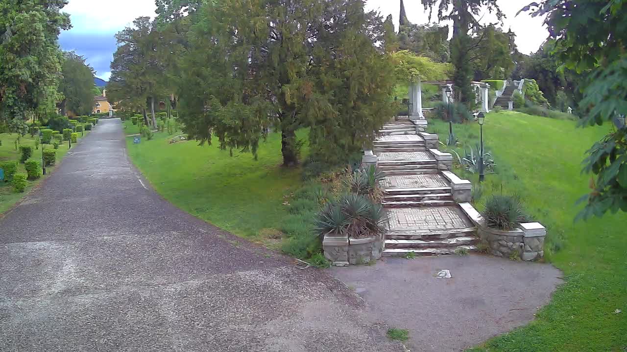 Spletna kamera park Coronini Kronberg – Gorica