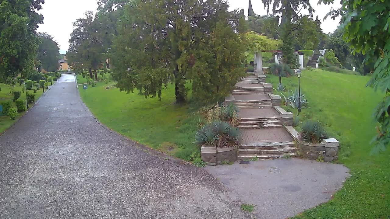 Spletna kamera park Coronini Kronberg – Gorica