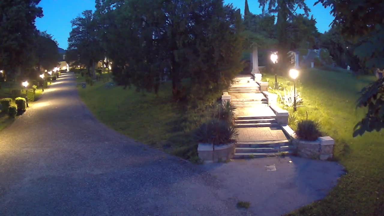 Parco Coronini-Cronberg Live Webcam – Green Oasis