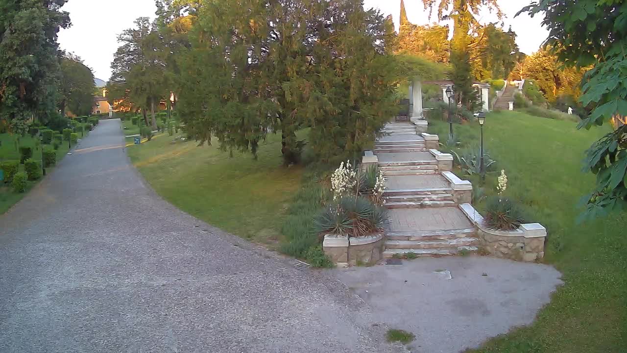 Spletna kamera park Coronini Kronberg – Gorica