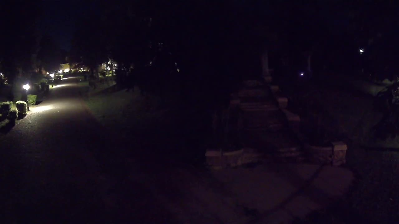 Parco Coronini-Cronberg Live Webcam – Green Oasis