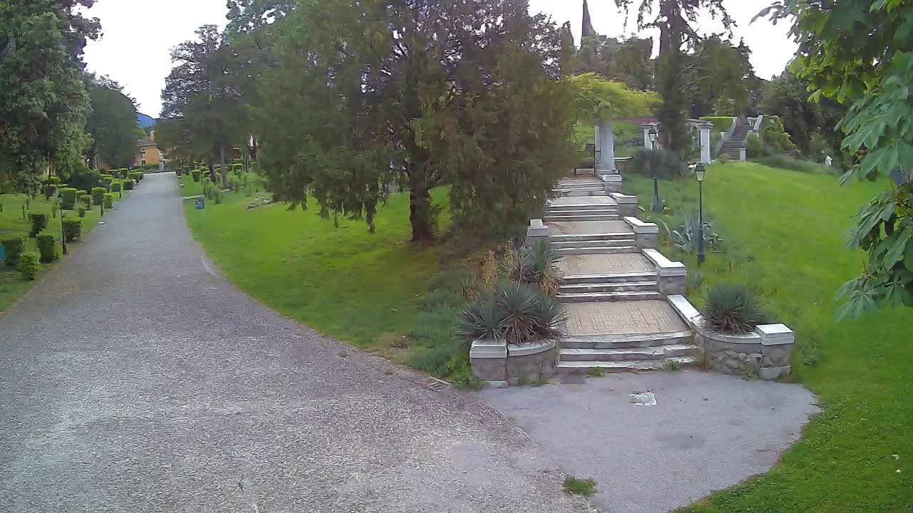 Spletna kamera park Coronini Kronberg – Gorica