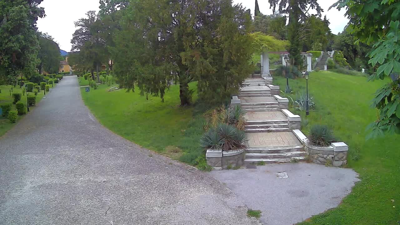 Spletna kamera park Coronini Kronberg – Gorica
