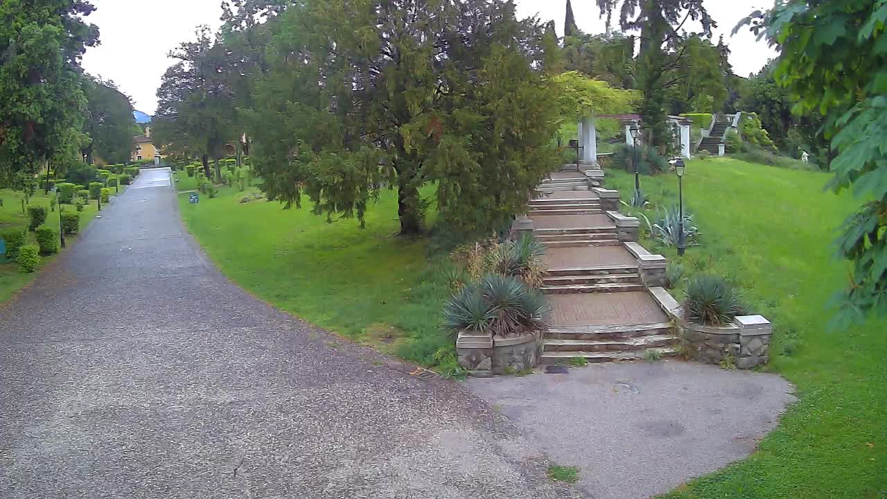 Spletna kamera park Coronini Kronberg – Gorica