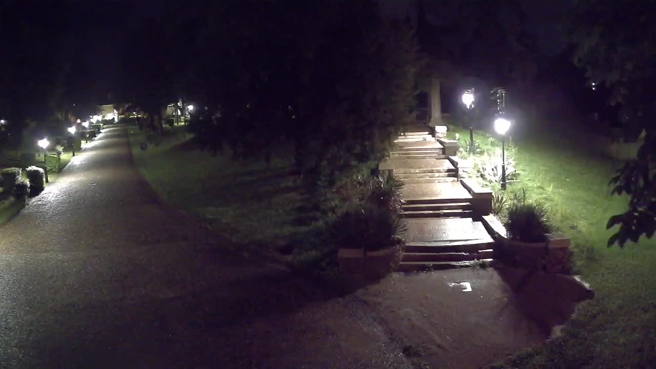 Parco Coronini-Cronberg Live Webcam – Green Oasis