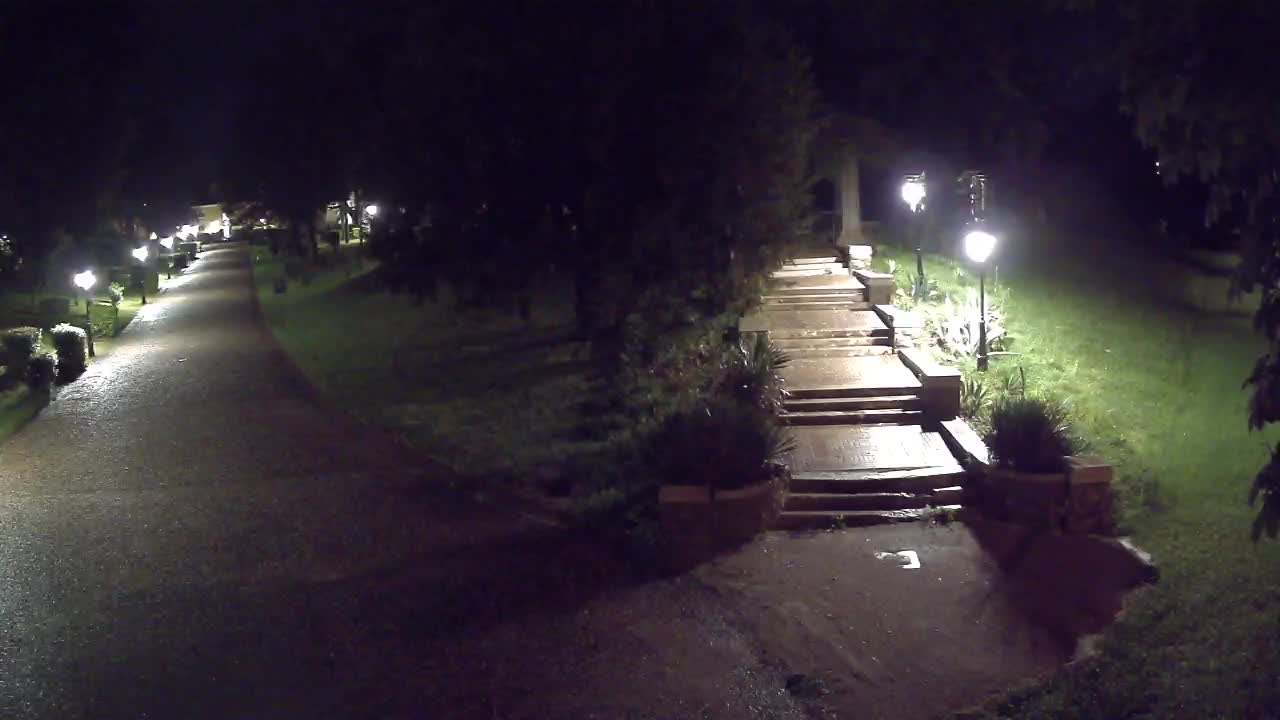 Parco Coronini-Cronberg Live Webcam – Green Oasis