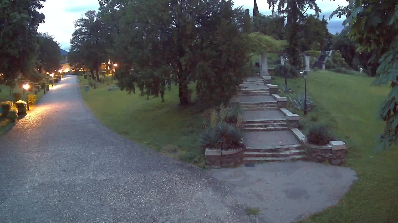 Parco Coronini-Cronberg Live Webcam – Green Oasis