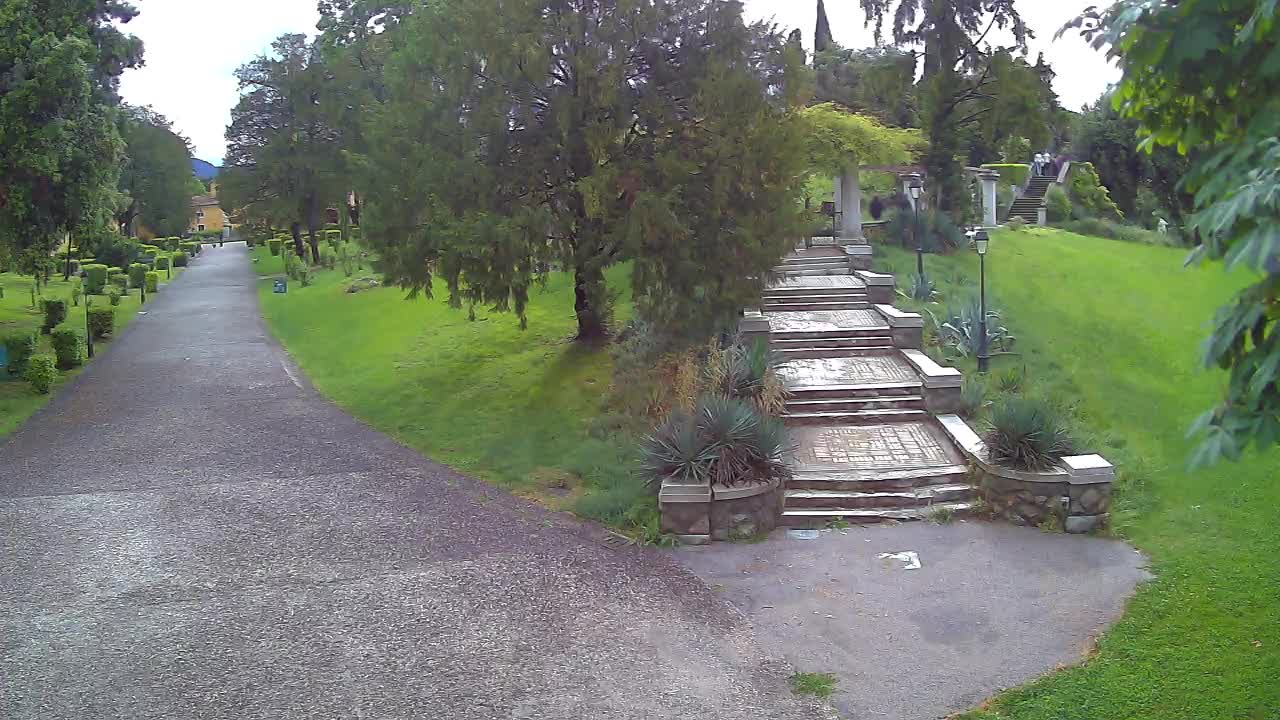 Spletna kamera park Coronini Kronberg – Gorica