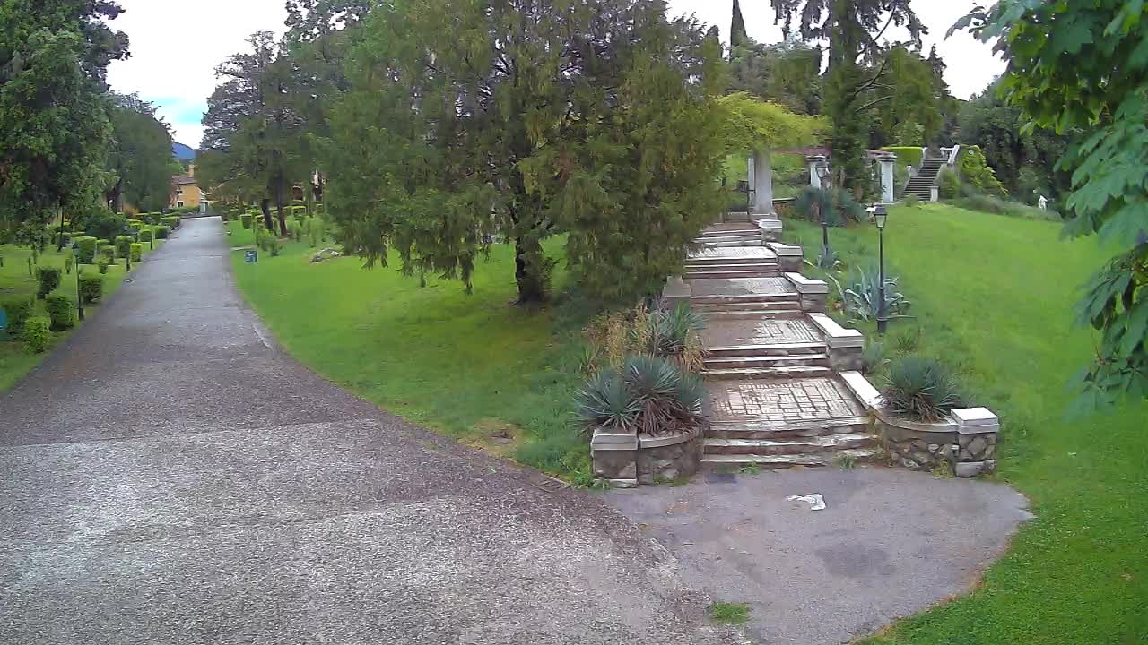 Spletna kamera park Coronini Kronberg – Gorica