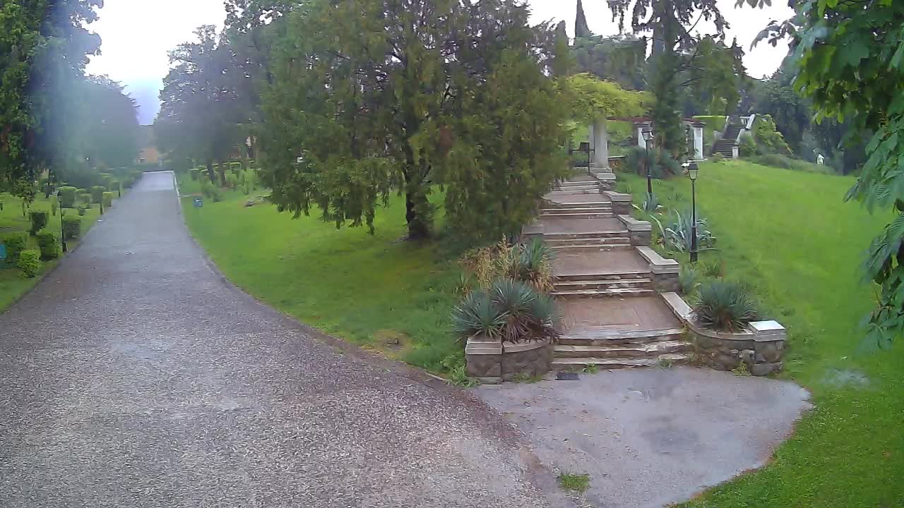 Parco Coronini-Cronberg Live Webcam – Green Oasis