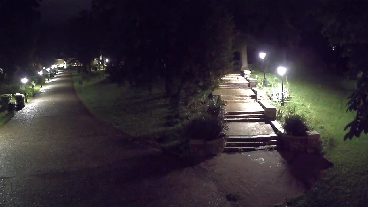 Parco Coronini-Cronberg Live Webcam – Green Oasis