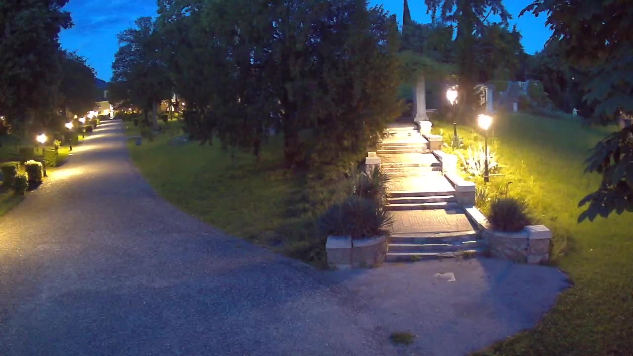 Parco Coronini-Cronberg Live Webcam – Green Oasis