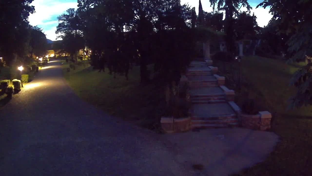 Spletna kamera park Coronini Kronberg – Gorica