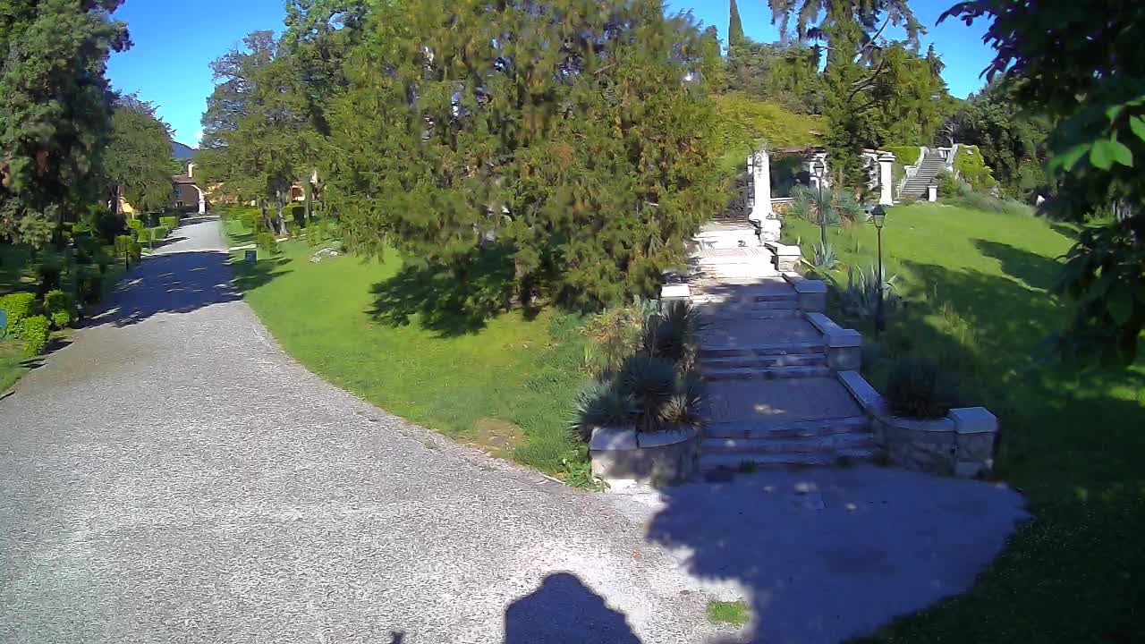 Spletna kamera park Coronini Kronberg – Gorica