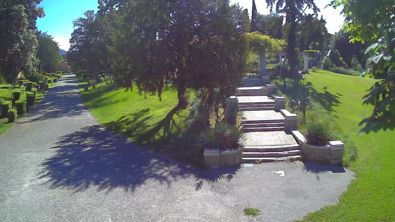 Spletna kamera park Coronini Kronberg – Gorica