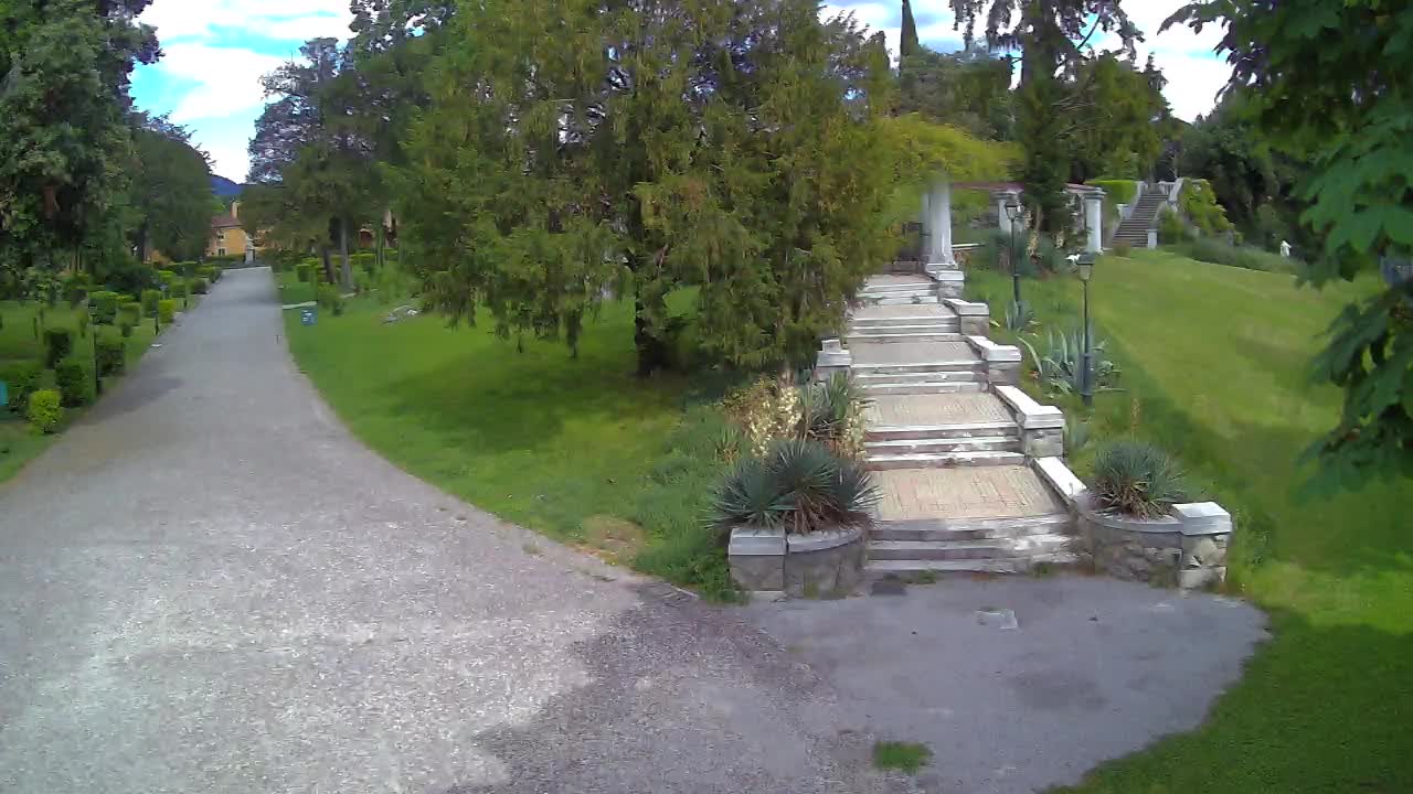 Spletna kamera park Coronini Kronberg – Gorica
