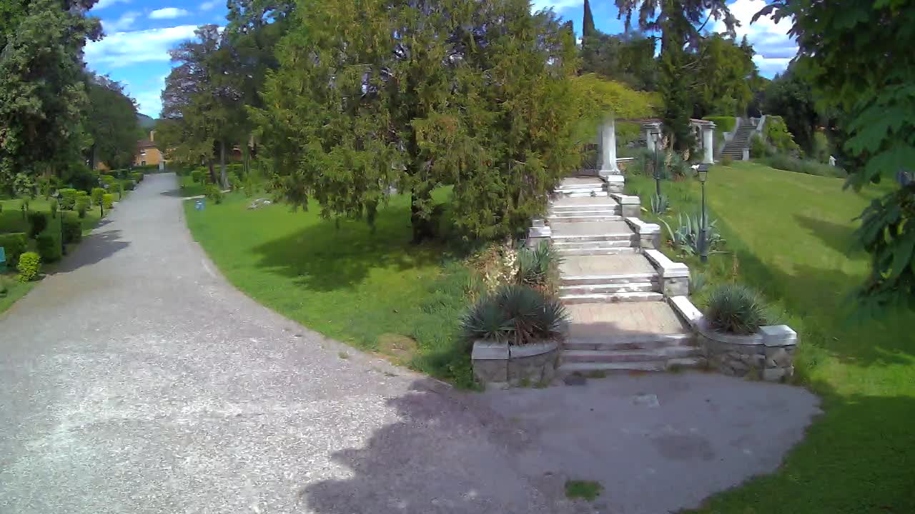 Spletna kamera park Coronini Kronberg – Gorica