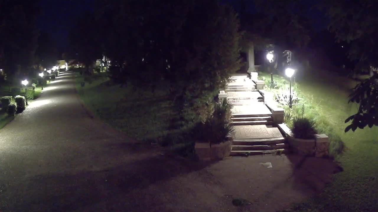 Parco Coronini-Cronberg Live Webcam – Green Oasis