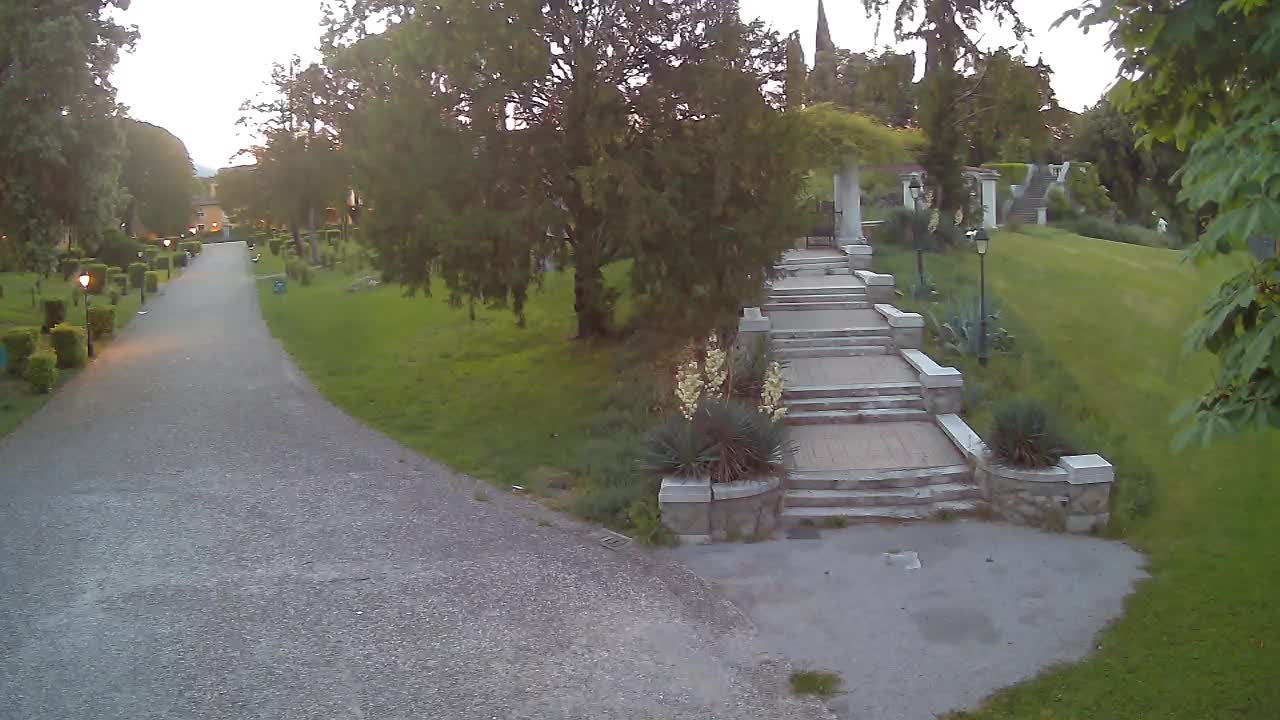 Spletna kamera park Coronini Kronberg – Gorica