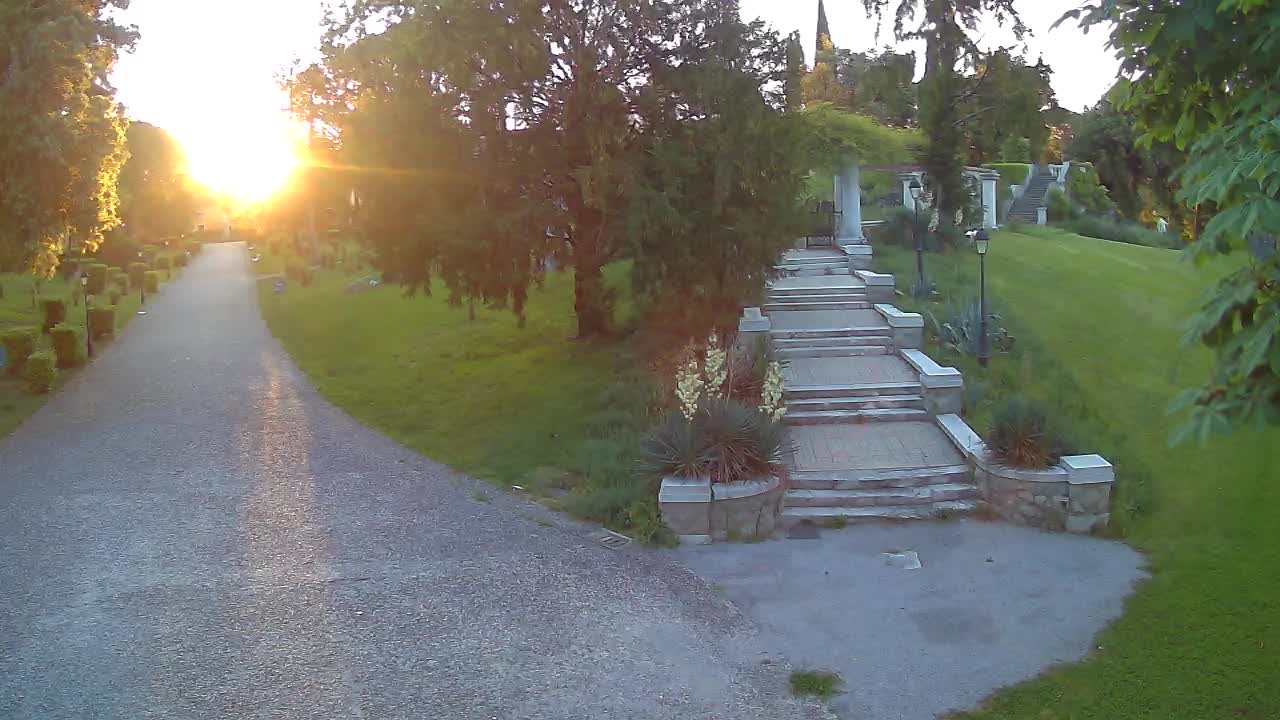Spletna kamera park Coronini Kronberg – Gorica