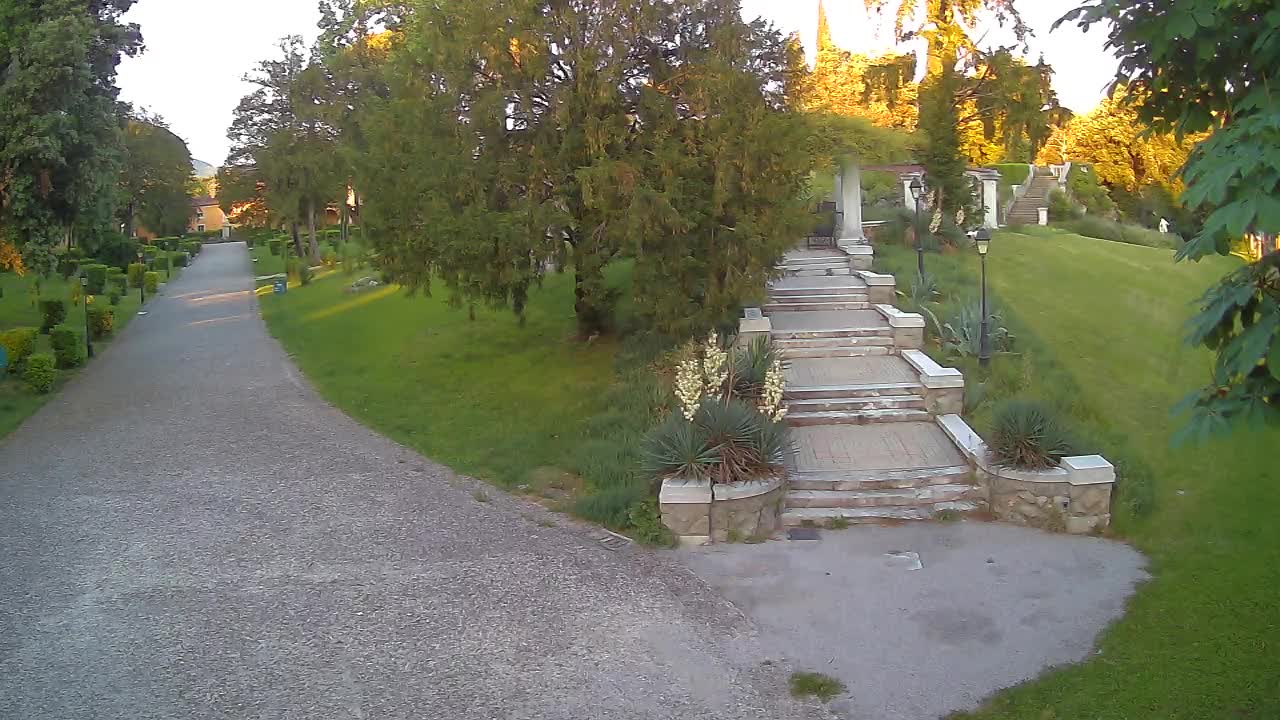 Spletna kamera park Coronini Kronberg – Gorica