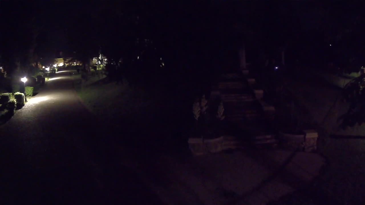 Parco Coronini-Cronberg Live Webcam – Green Oasis